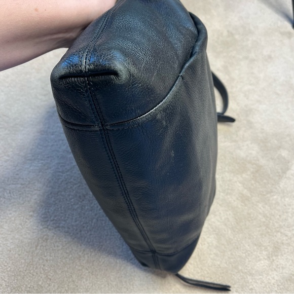 Michael Kors Corinne Black Pebbled Leather Tassel Large Boho Shoulder Bag - Picture 6 of 10